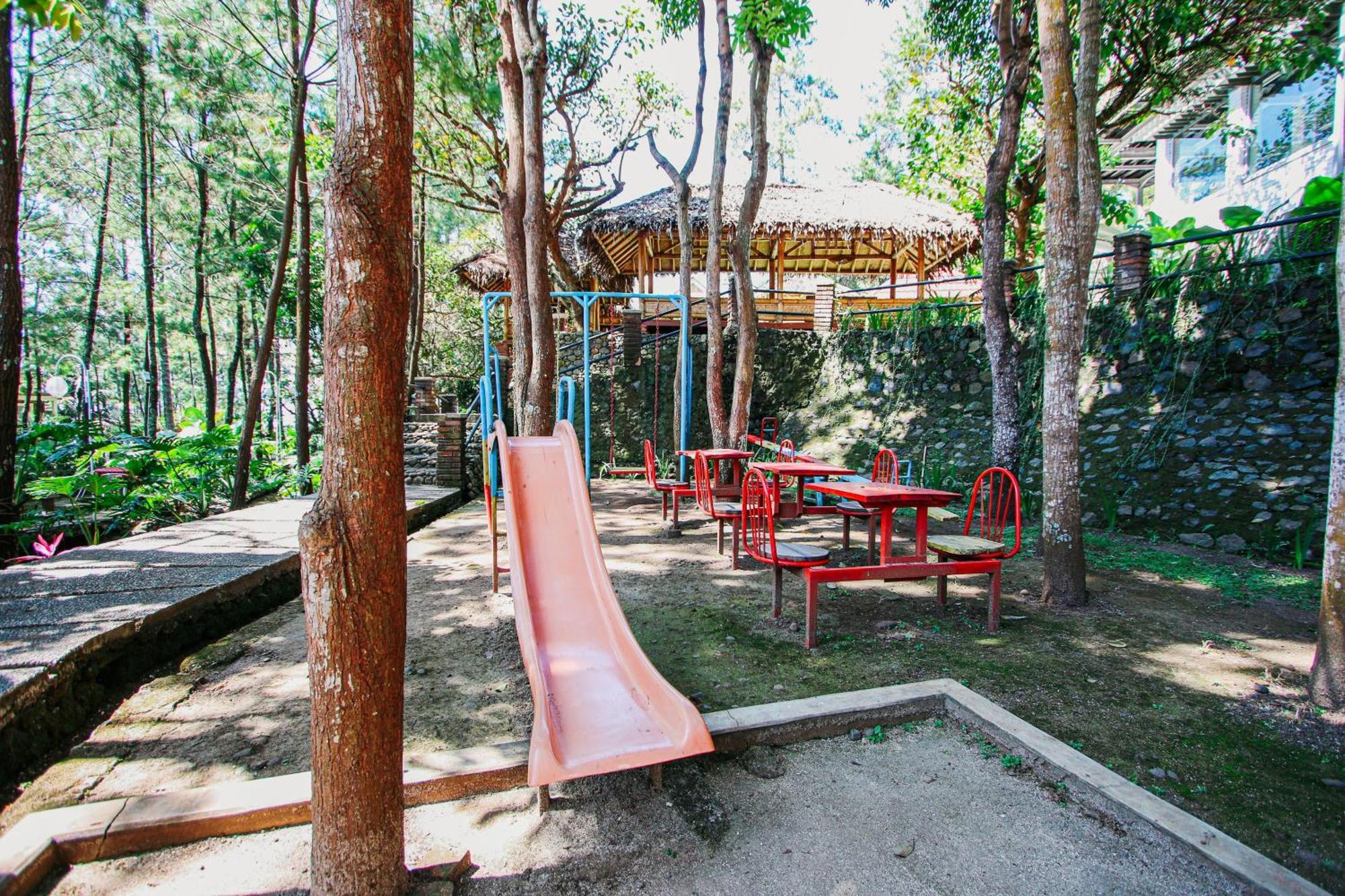 Bukit Alamanda Resort Garut Exterior foto